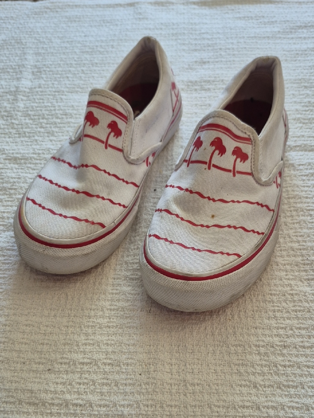 In-N-Out Burger Men's Slip On Shoes Size 7 AS IS